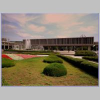 HIROSHIMA PEACE PARK JAPAN, Friedensmuseum Hiroshima, photo calflier001 , Wikipedia.jpg
